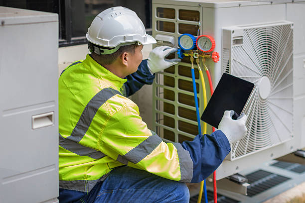 Professional Hvac technician working in Silver Lake, NC